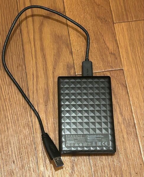 Seagate製 外付けハードディスクHDD 500GB 1TEAPJ-500ポータブルHDD 外付けHDD