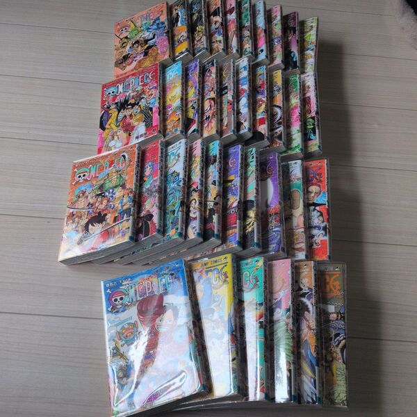 ONE PIECE ワンピース 漫画 76〜111巻セット まとめ売り(全巻ブックカバーで保護)