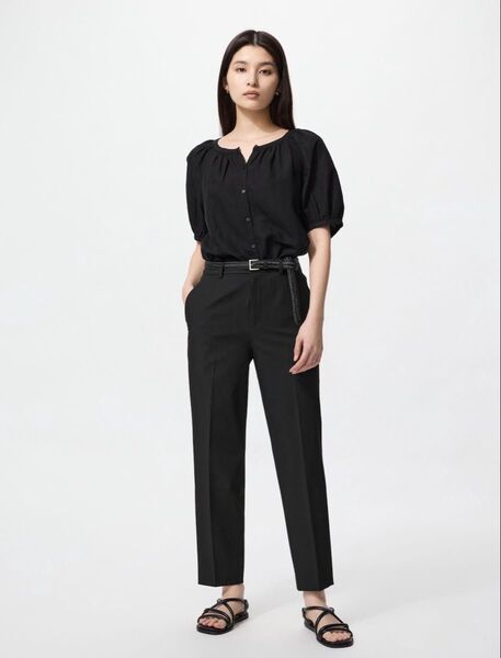 UNIQLO ユニクロ スマートアングルパンツ スラックス テーパード S