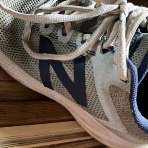 ニューバランス スニーカー