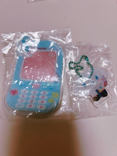 サンリオキャラクターズ ケース付きアクリルチャーム~ときめき平成コギャルデザイン~ガチャ シナモン