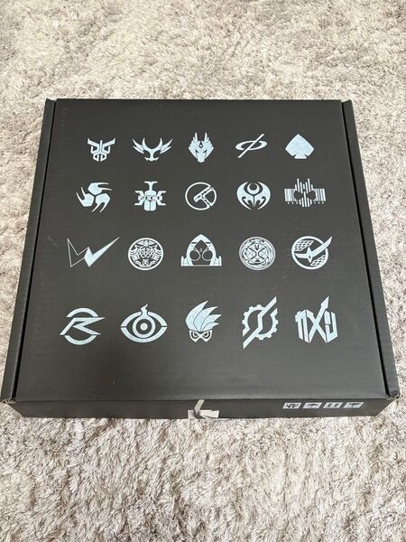 平成仮面ライダー20作品記念ベスト 4CD+ピンバッジ