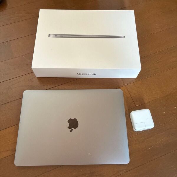 Apple MacBook Air M1 256GB シルバー 13-inch