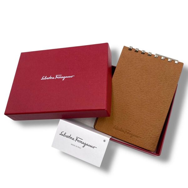Salvatore Ferragamo サルヴァトーレフェラガモ メモ帳 筆記用具 ロゴ型押し