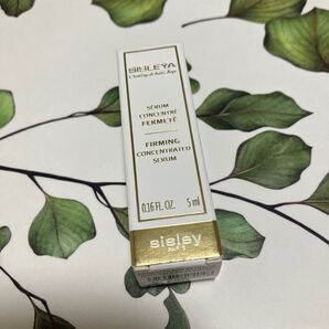 シスレー シスレイヤ インテグラル コンセントレート ファーミングセラム 美容液 4ml