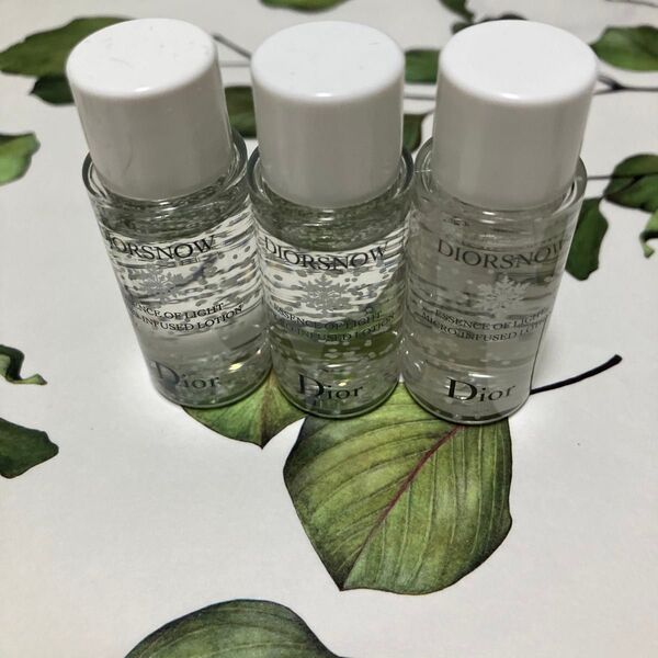 DIOR ディオール スノーエッセンスオブライト マイクロローション 10ml×3