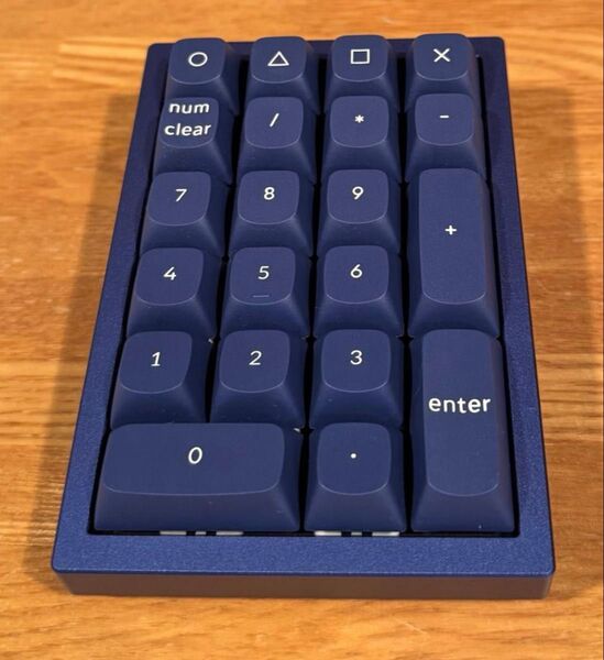 Keychron Q0 テンキー ネイビーブルー 赤軸
