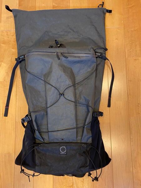 山と道 THREE zip ebony サイズL