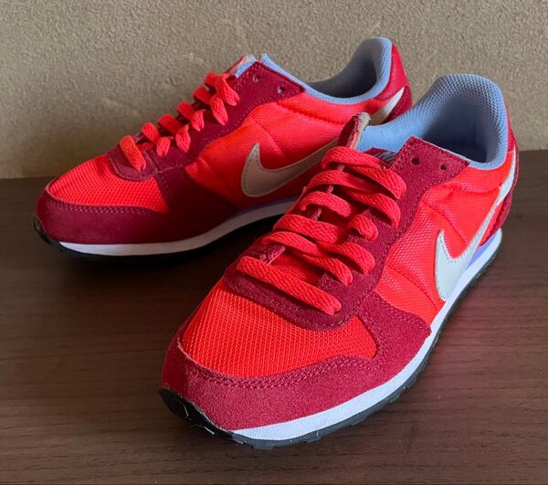 ナイキ NIKE ジニコ GENICCO スニーカー 23.0cm