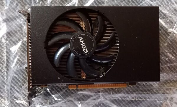 Radeon RX VEGA 56 8GB 動作品 FF完走 GTX1070相当