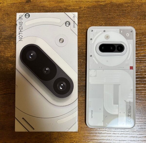 美品 Nothing Phone(3a)国内版SIMフリー 128GBホワイト