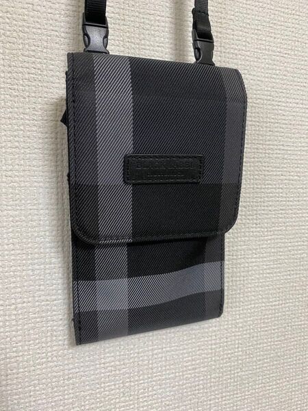 ブラックレーベルクレストブリッジ スマホショルダー