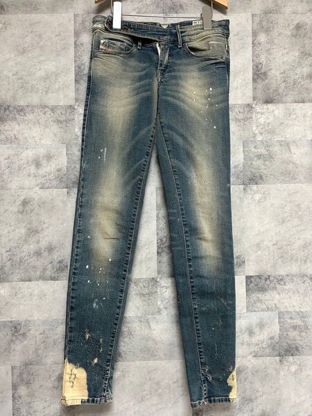 ディーゼル Diesel デニムパンツ スキニー ジーンズ デニム w23L30 ダメージ加工でオシャレなジーンズ