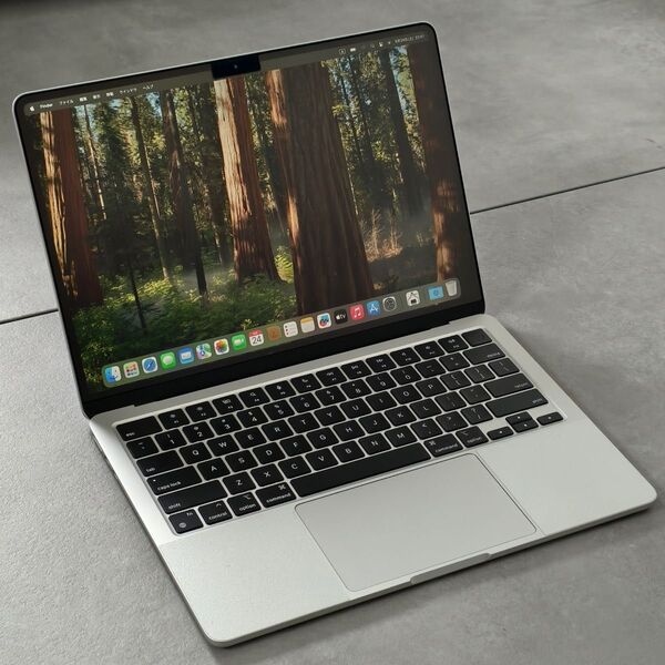 【おまけ付き】Apple M2 MacBook Air 13インチ シルバー USキーボード 90%