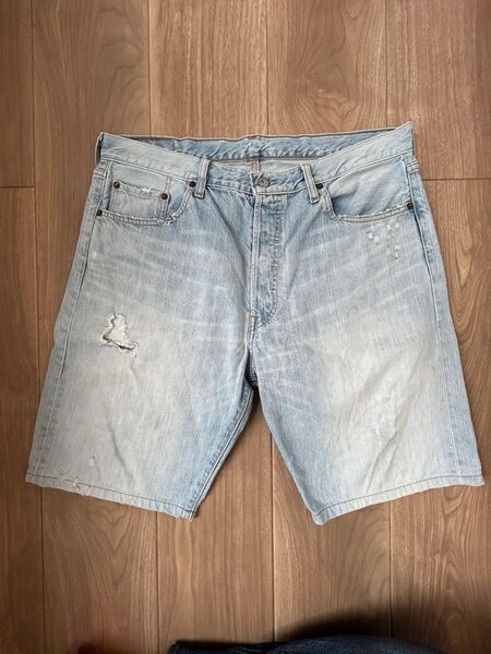 Levi's デニムショートパンツ ダメージ加工 ライトブルー 衣替え 夏 ハーフパンツ 半ズボン ジーンズ デニム リーバイス