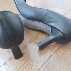 【美品】MICHEL KLEIN ミッシェルクラン パンプス 靴 ブラック さくらんぼチャーム 24.5cmの画像3