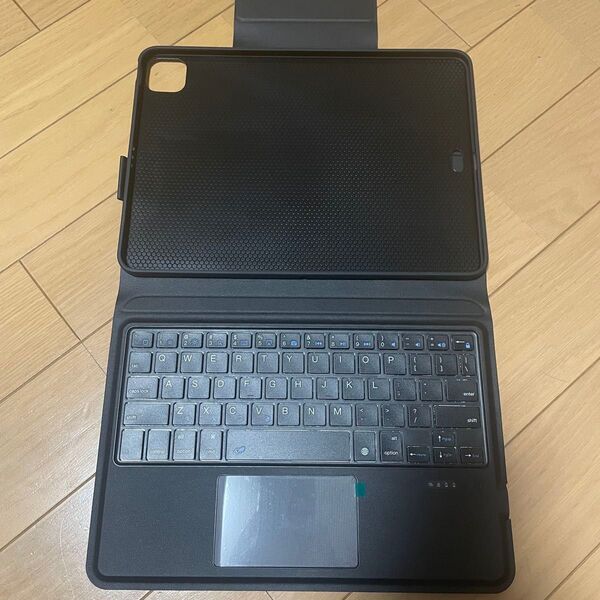 iPad キーボード付きケース ブラック