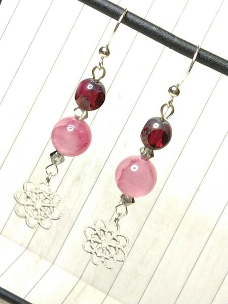 40ハンドメイドピアス/イヤリング チェコビーズ×天然石