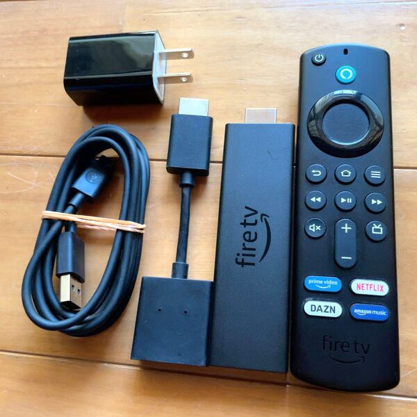 Amazon Fire TV Stick 4K Max Alexa対応音声認識リモコン(第3世代)付属