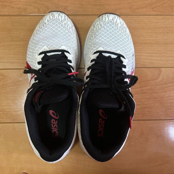 asics LYTERACER 3 ホワイト/クラシックレッド