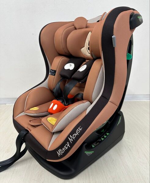 新生児〜4歳までチャイルドシート R129 身長40-105cm