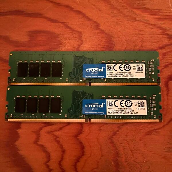 Crucial DDR4 32GB(16GBx2) DDR4-2400 ①