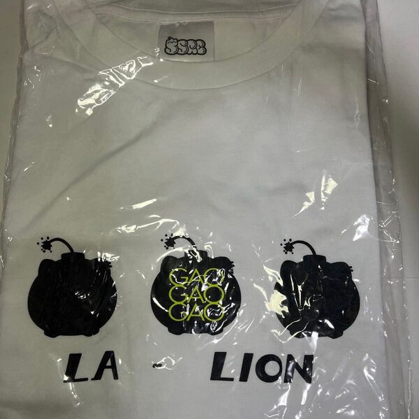 ホロライブ 獅白ぼたん ししろんとお揃いTシャツ
