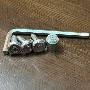 ホンダ純正 普通自動車用ナンバープレートロックボルト マックガード