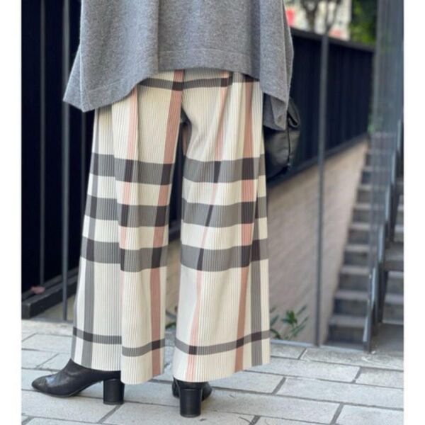 美品 BEARDLEY ビアズリー チェックスエードプリーツパンツ ウエストゴム