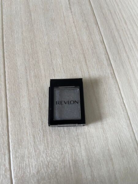 レブロン REVLON カラーステイシャドウリンクス グレー ガンメタル 17