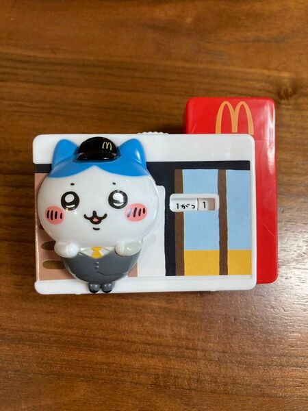 ちいかわ マクド ハッピーセット 第1弾 ハチワレのマクドナルドカレンダー ハチワレ