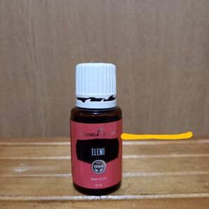 ヤングリビング エレミ エッセンシャルオイル 15ml