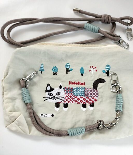 刺繍 ショルダーバッグ オフホワイト 猫 マチルダ かわいい