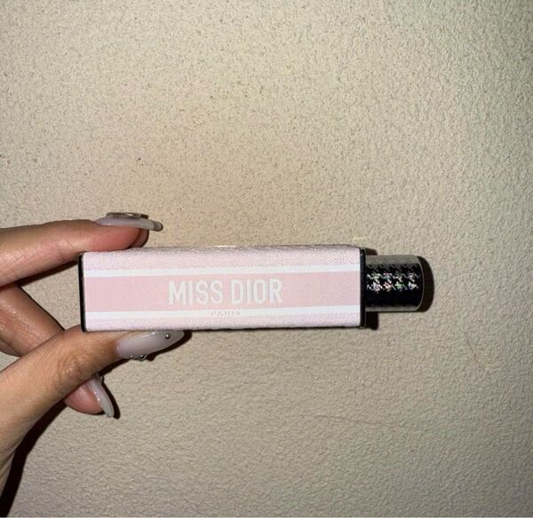 ミスディオールブルーミングブーケミニミス(リゾットパフューム)dior 香水
