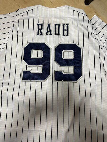 オリックスバファローズラオウのユニフォーム