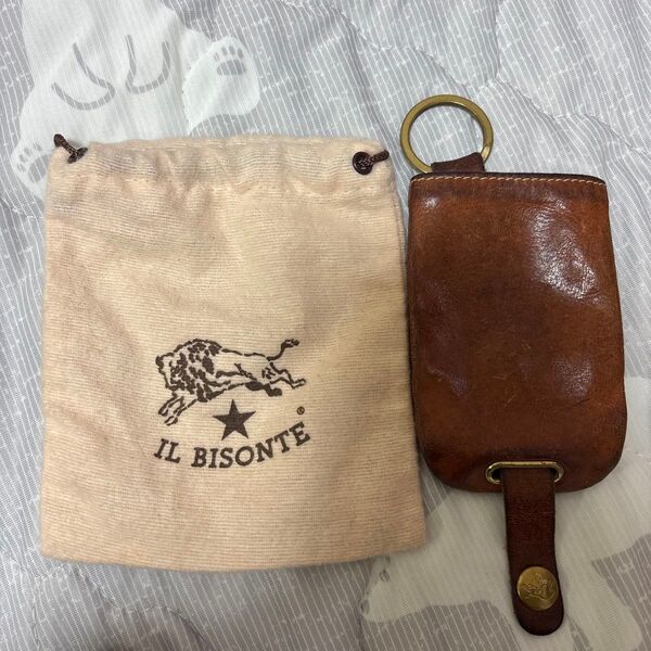 IL BISONTE レザー キーケース