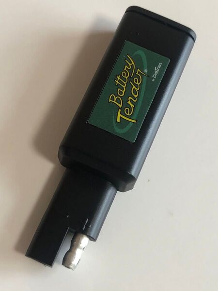 バッテリーテンダー USBチャージャー クイックディスコネクトプラグDeltran Battery Tender USB端子
