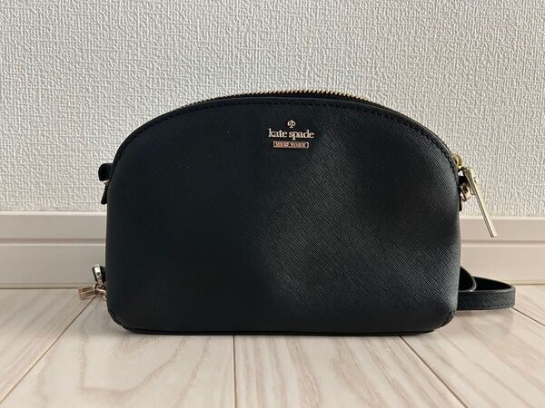 ショルダーバッグ kate spade レザー ブラック 斜め掛け