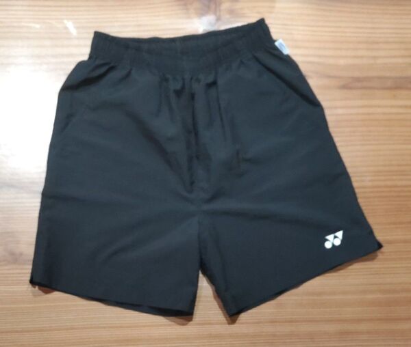 ヨネックス YONEX サイズM レディース パンツ テニス バドミントン ハーフパンツ 短パン ブラック 匿名