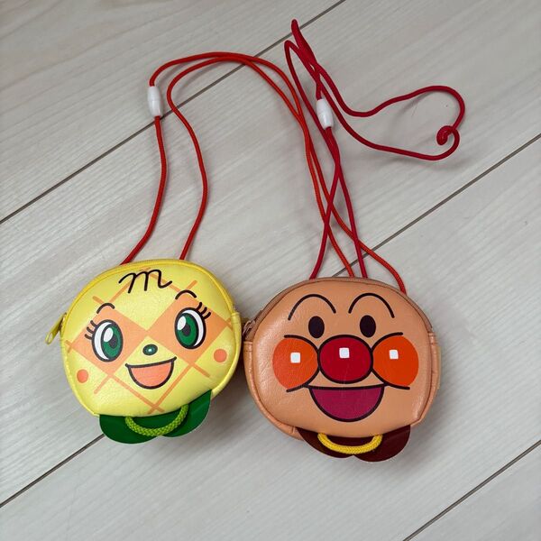 新品 アンパンマンミニポシェット メロンパンナちゃんミニポシェット