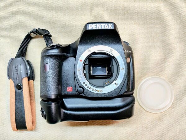 PENTAX K200D ボディ 純正バッテリーグリップ付