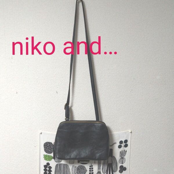 niko and… ニコアンド ショルダーバッグ ブラック レザー調 お財布ショルダーバッグ 斜め掛け
