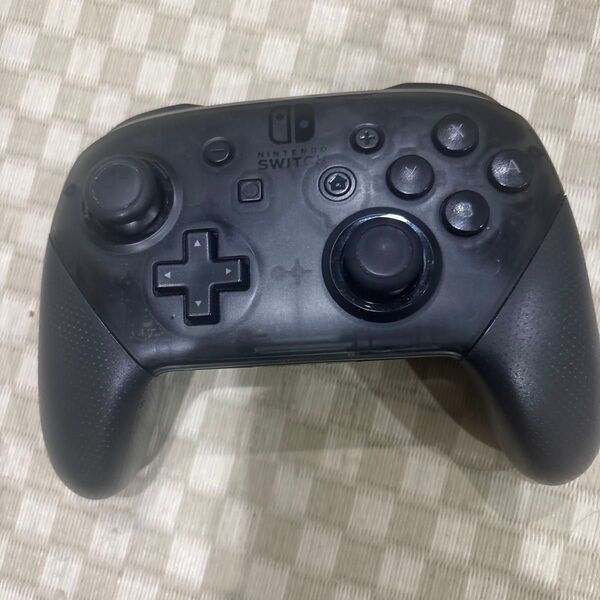 Nintendo Switch Proコントローラー