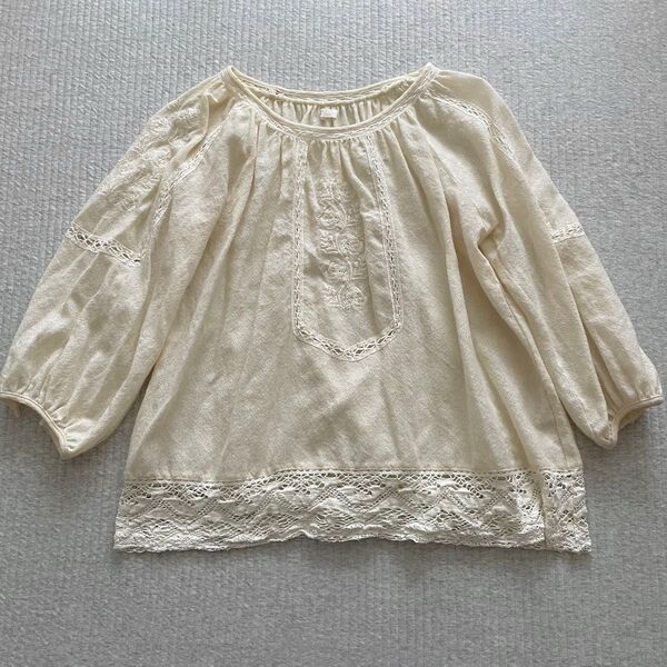 ハグオーワー ブラウス Cloth&Cross 定価20000円 アイボリー レース 刺繍