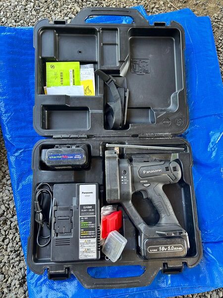 美品【 パナソニック / Panasonic 】 EZ45A9LJ2G-B 充電式ネジカッター 14.4V/18V