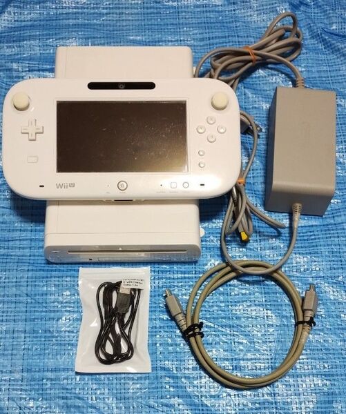 wiiu本体 32GB wiipartyU スーパーマリオU内蔵