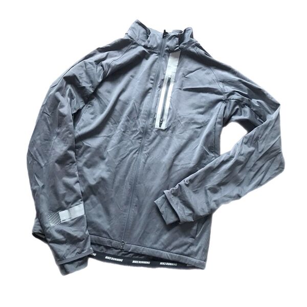 春物処分!定価1万7千!ナイキドライフィットエレメントシールドマックスジャケット ストレッチ 吸水速乾