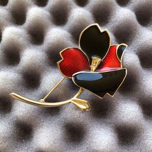 ブローチ 花 赤黒金 ラインストーン アンティーク