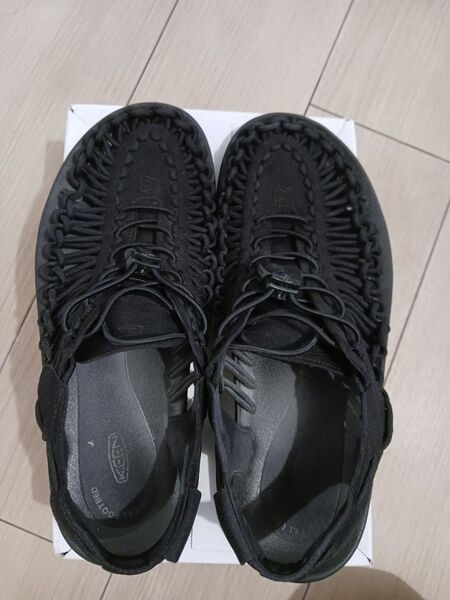 KEEN キーン サンダル ユニーク メンズ 27cm
