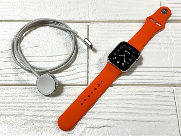Apple Watch HERMES Series4 40mm シルバー ステンレススチール GPS Cellular